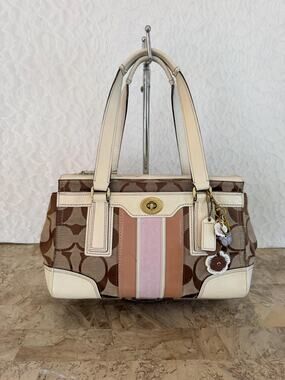 Coach Hampton brown/white/beige logo multicolored Carryall 11620